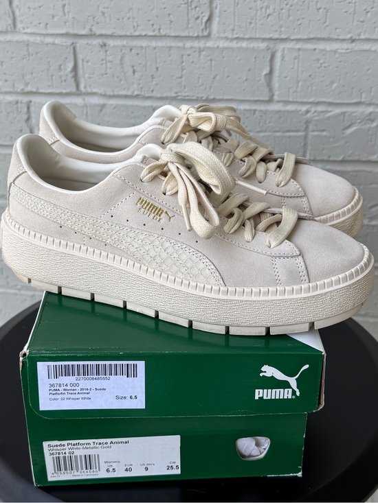 Puma Shoes - Puma Suede Platform Sneakers - Whisper White/Cream